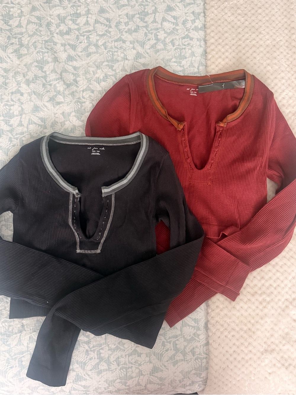 Urban Outfitters Out from Under Long sleeve Crop Tops - Black & Burgundy XS/S
